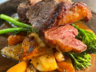 steak dish at the nags head restaurant in chichester